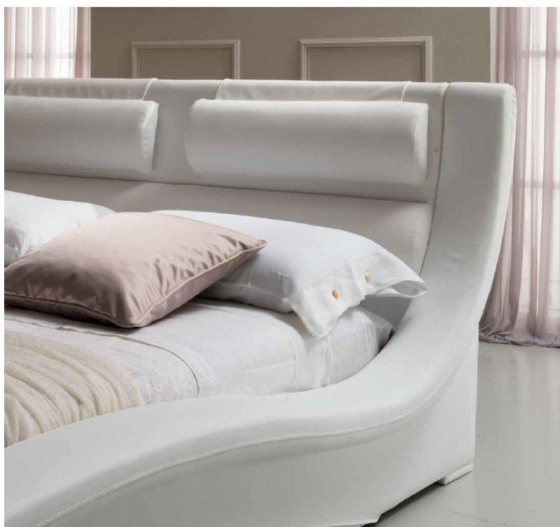 Кровати из ткани Delano