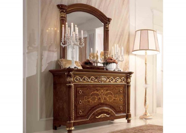 Спальни классические Luigi XVI