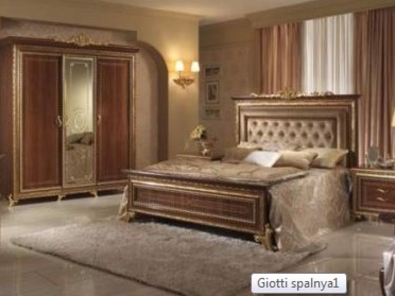 Спальни классические Giotto